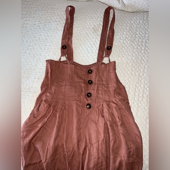 Peach jumpsuit - Picture 3 of 3